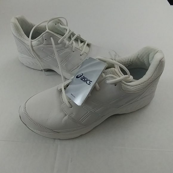 asics slip resistant shoes
